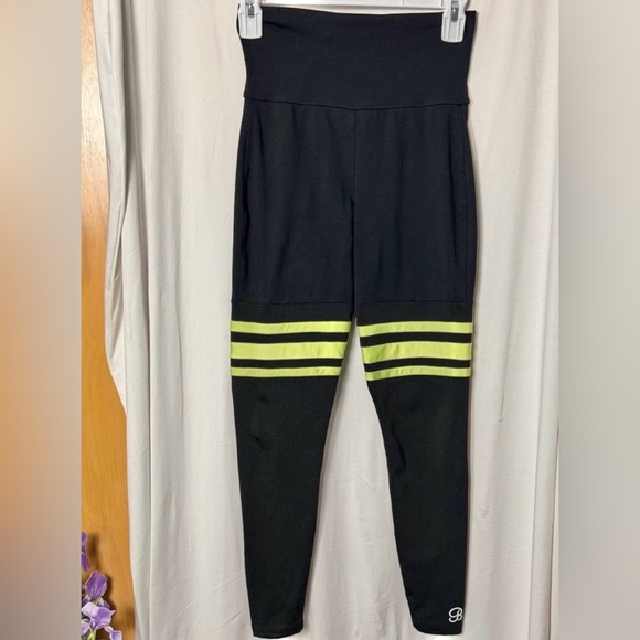 Bombshell Sportswear Black and Yellow High Waist Leggings Size XXS - Picture 2 of 10